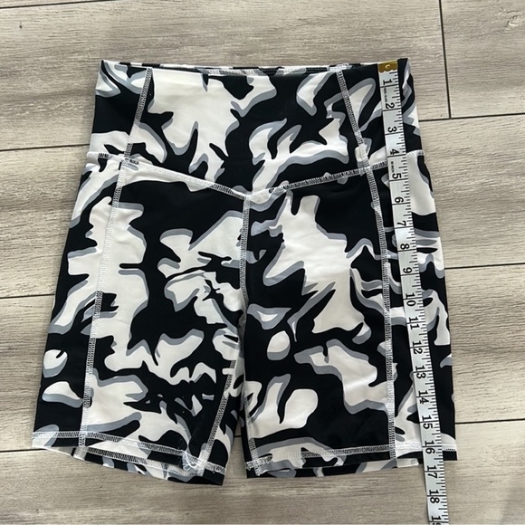 Cycle House, Powered by Marika, Exercise Shorts, Women's - Picture 3 of 8